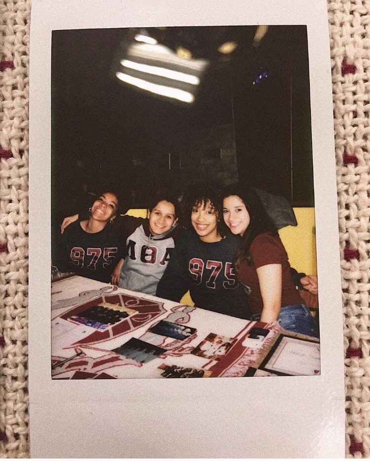 lta_zetanu's tweet photo. Meet the Greeks Spring 2017 🌴 https://t.co/N5rVwngIYS