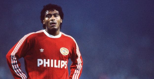 HaalandReport's tweet photo. Feliz Cumpleaños a Romário.

Anotó 165 goles en 167 partidos para el PSV antes de fichar con el Barcelona.

Una leyenda Brasileña. 🇧🇷 https://t.co/eHhP1KCBtT