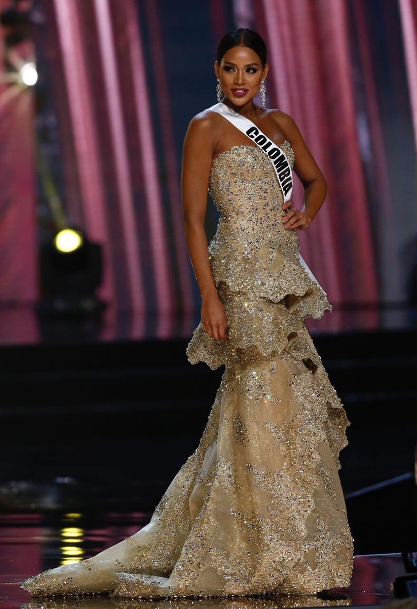 VivesIFC_Latam's tweet photo. ¡Eres y serás nuestra #MissUniverse Gracias por representar a #Colombia con orgullo y responsabilidad! 🇨🇴❤️💙💛🇨🇴 #AndreaTovar #Colombia https://t.co/5So1PejLdo