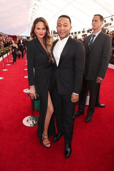 TeigenUpdated's tweet image. January 29: @chrissyteigen and @johnlegend attends The 23rd Annual Screen Actors Guild Awards at The Shrine Auditorium in Los Angeles.