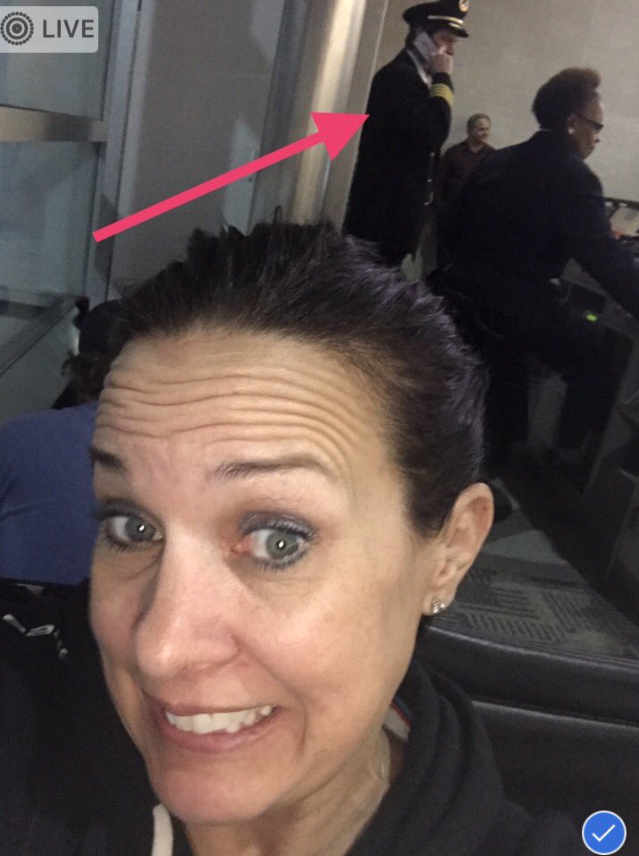 blazinmoves's tweet image. Just chillin with the pilots @Delta  waiting for a computer reboot 😂🤡👨🏻‍✈️🍺🛩✈️🛫💻 really? #stuckindetroit #altcontroldelete