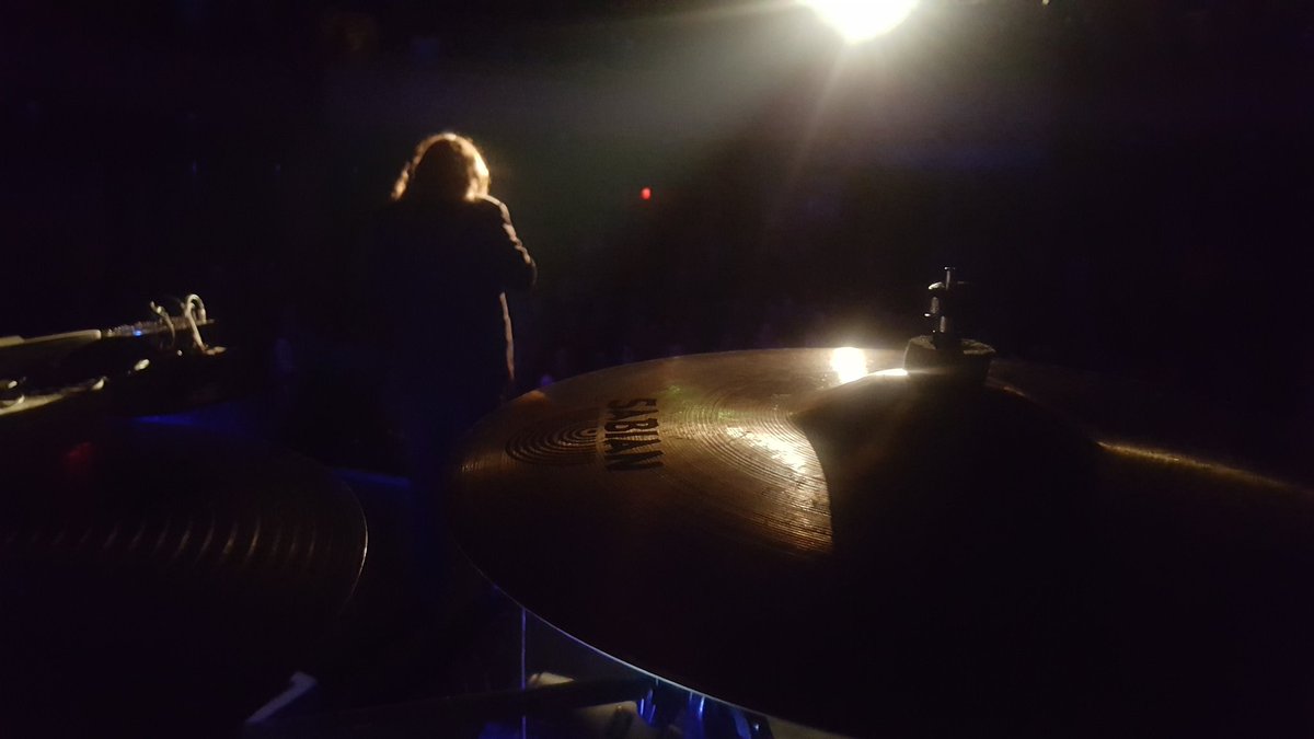 brianthefraser's tweet photo. Yesterday 😎 @RolandMusicSA @MarshallMusicSA @BARNYARDTHEATRE @SABIAN_Vault #ROLANDSA #VDRUMSSA #SABIANSA #VATERSA https://t.co/vqd0zvqrKj