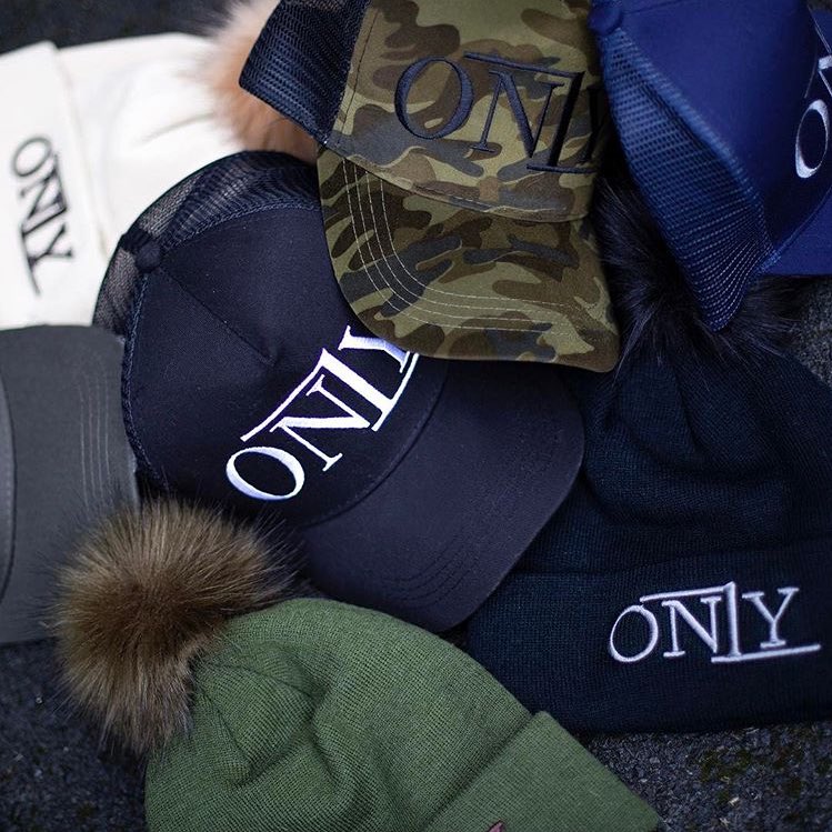 on1yworld's tweet photo. 🚨https://t.co/8qFs92Pref 🚨RE STOCK ON THE SITE!! 👌🏾don't miss out @SwarveAsh @CreamedVee @ambslouise_ @emily_higginson @ks_l4m @Ryann_Bailey https://t.co/S2HcUrRDBl