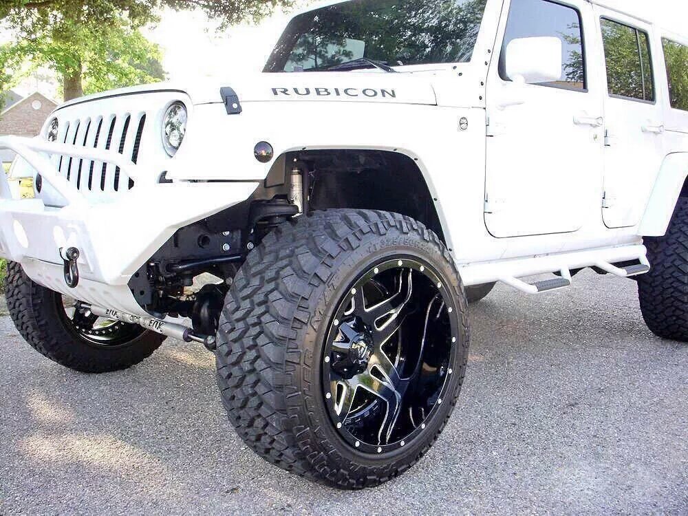 Jeep_Life's tweet photo. White Jeeps. 😍😍 https://t.co/aiwo7obxOe