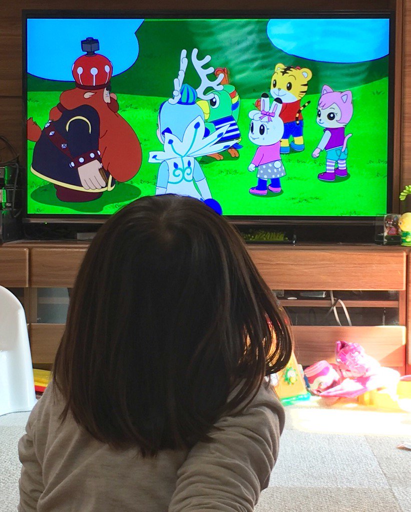 ねこ社長 3 ガタケット出展 次女は 映画 しまじろうと えほんのくに が大好き 今日も集中して観ています 3月10日に公開される しまじろうと にじのオアシス は映画館に連れて行ってあげたいなぁ しまじろう T Co Nctvrpxtwu