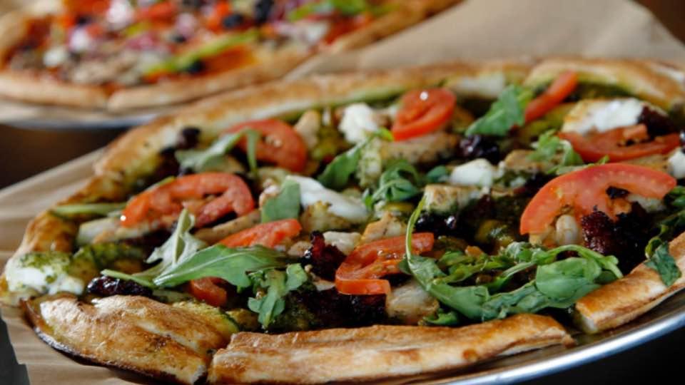 daytondailynews's tweet image. Rapid Fired Pizza to celebrate grand opening with 500 free pizzas ddnnews.com/2kIOKL6