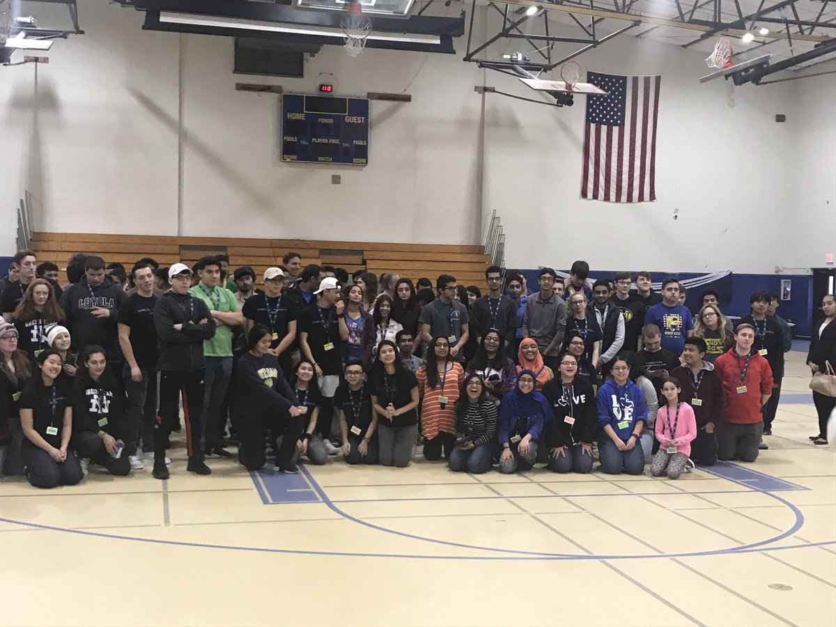 HerstoryTechie's tweet photo. Congrats to @jsmEngineering 3rd place team and thanks for bringing 3 teams to @devilhack100 ! Amazing kids with bright futures! https://t.co/IY5RBhKumG