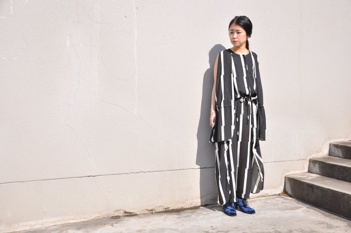 nidtokyo's tweet photo. #HENRIKVIBSKOV #HOUSEOF950 #FLATAPARTMENT
https://t.co/HtNLJ4WyiD https://t.co/oCXqERKS7P