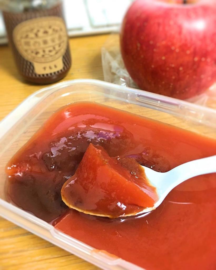 こぴょ A Twitteren 友達に貰った美味しい無塩の100 トマトジュースで 昨日寒天ゼリー作っておいた 無糖にしたので ジャムをたっぷりかけて 堀内農園のすももコンフィチュール 甘酸っぱくて美味しい トマト寒天ゼリー 林檎 こぴょ A Twitteren 友達に貰った美味しい無塩の100 トマトジュースで 昨日寒天ゼリー作っておいた 無糖にしたので ジャムをたっぷりかけて 堀内農園のすももコンフィチュール 甘酸っぱくて美味しい トマト寒天ゼリー 林檎