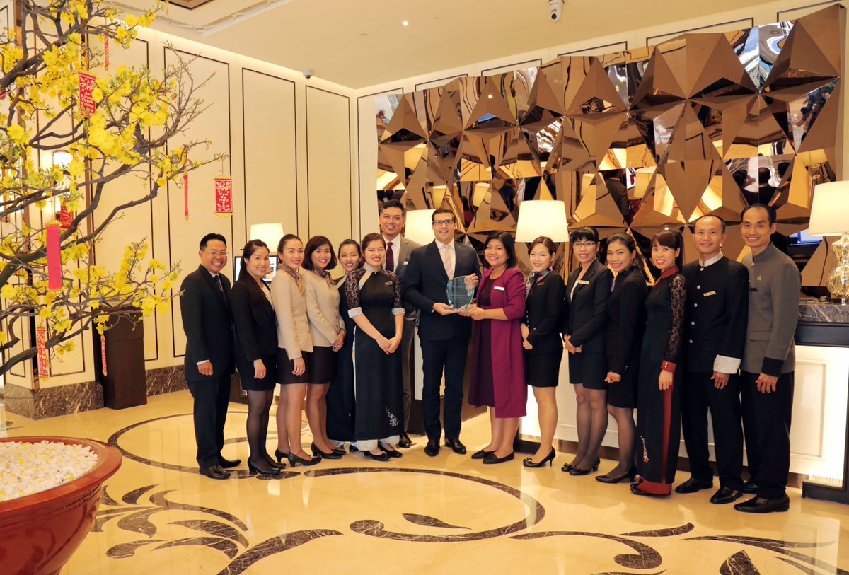 CaravelleSaigon's tweet photo. We are proud to have received the Worldhotels PeakPoints award 2016 at the recent Annual Conference held in Moscow #peakpoints #worldhotels https://t.co/EjJWF16YFP