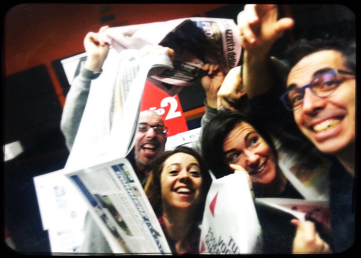 RaiRadio2's tweet photo. Caro Donald, benvenuto nel caos dell'Europa! Qui a @CaterpillarAM siamo caotici ma felici. #30Gennaio @JustinTrudeau  #MuslimBan https://t.co/jjJnMB6N9Z