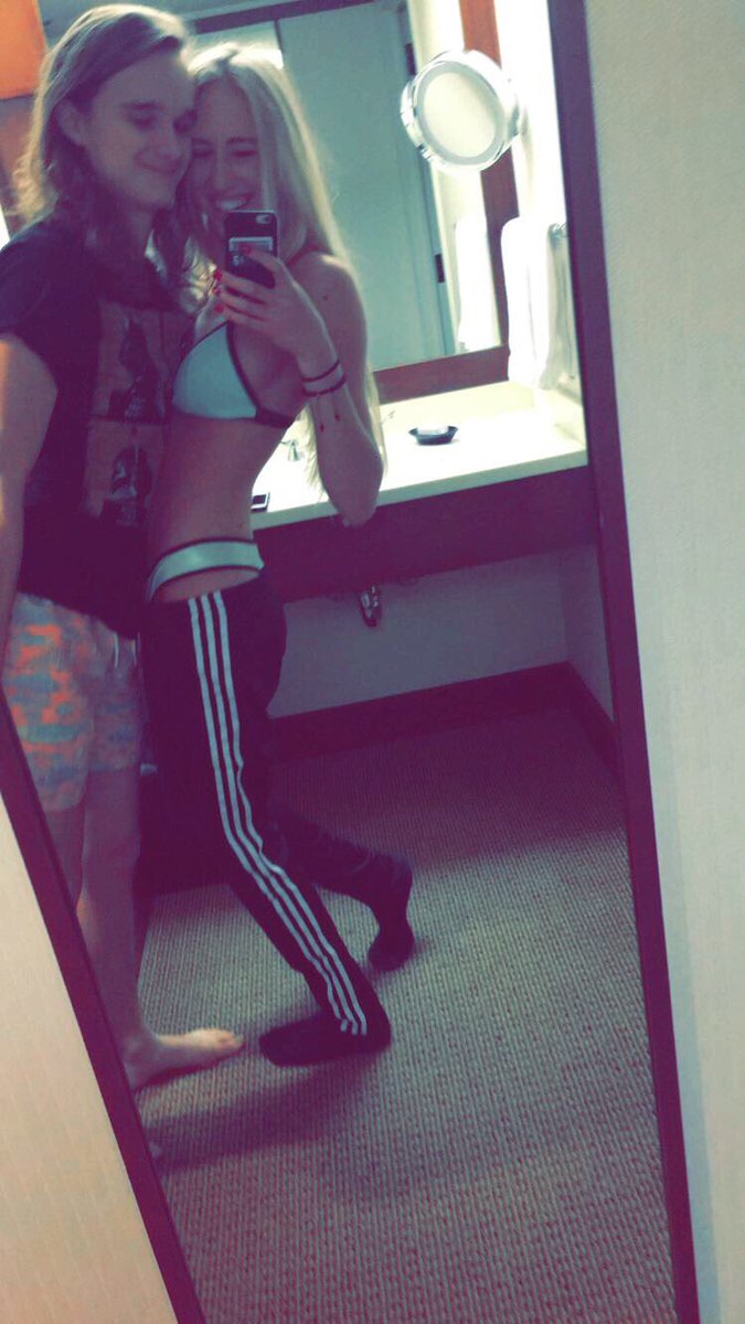 llisonbyrd's tweet photo. got us a hotel room at Aly tonight, going skiing all day tomorrow ❤️ happy early bday to meeeee I love this boy so muchhhhh 🎉 #soGood2me https://t.co/AVycMnOhpl