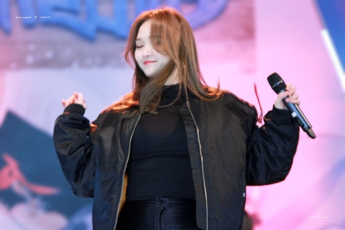 170128 초점은 나갔지만 귀여우니ㄲㅏ..*
#SECRETTIME #SPICA #스피카 #박나래
cfile27.uf.tistory.com/image/252E6139…
cfile10.uf.tistory.com/image/25591239…
@shsl7 :
