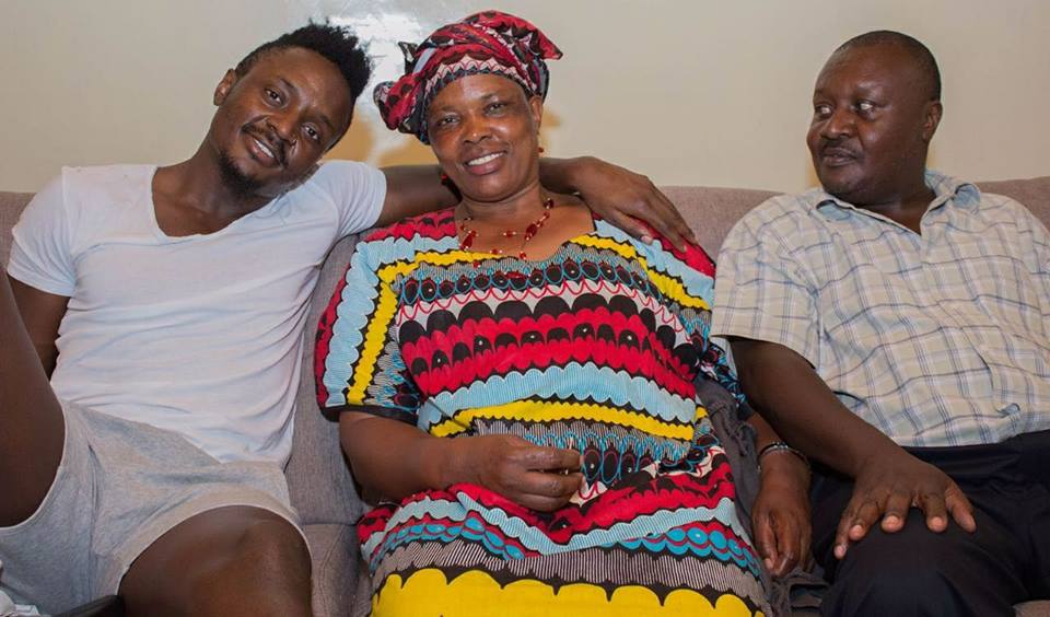 sautisol's tweet photo. I rarely show my parents on social media because I respect their privacy but today I just had to.Thank you mom &amp; dad for your love, prayers https://t.co/II8XKKg8Am