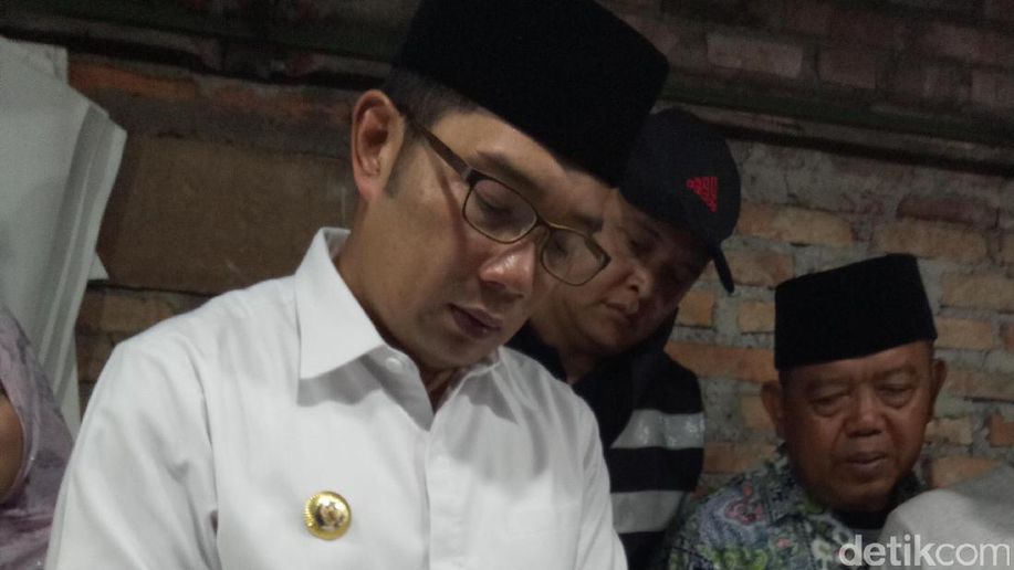 OTT Kepala Dinas, Ridwan Kamil Akui Banyak Terima Laporan dari Warga detik.id/VqZ2sr