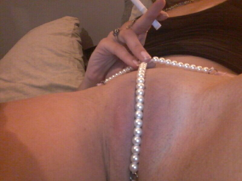 BellaPeaches1's tweet photo. cam now #chaturbate ... hubby is gonna join in alil bit me cum watch #chaturbate https://t.co/1DlO1WPWvM @CBCamgirls @cbcams https://t.co/korNSbqJVj