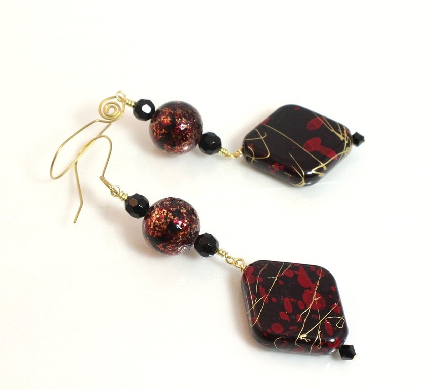 Crystal_Fantasy's tweet photo. Red and Black Long Dangle Earrings https://t.co/N5bCs2rOeb #etsymntt #jetteam #LongDangle https://t.co/hFHjAhInqV