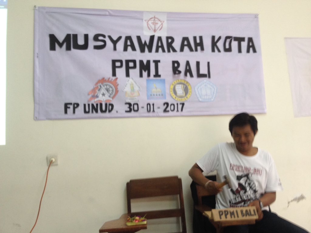 Sdg mlksnakan Musyawarah Kota PPMI Bali 2017 di Fak Pertanian UNUD. Cc: <a href="/persmagaris/">Persma Garis UNHI </a> <a href="/kerthaaksara/">KA | LPM-FH-UNUD</a> <a href="/lpmbrahmastra/">LPM Brahmastra</a> <a href="/LpmKhlorofil/">LPM KHLOROFIL</a> <a href="/MandiriPNB/">Redaksi Mandiri</a>