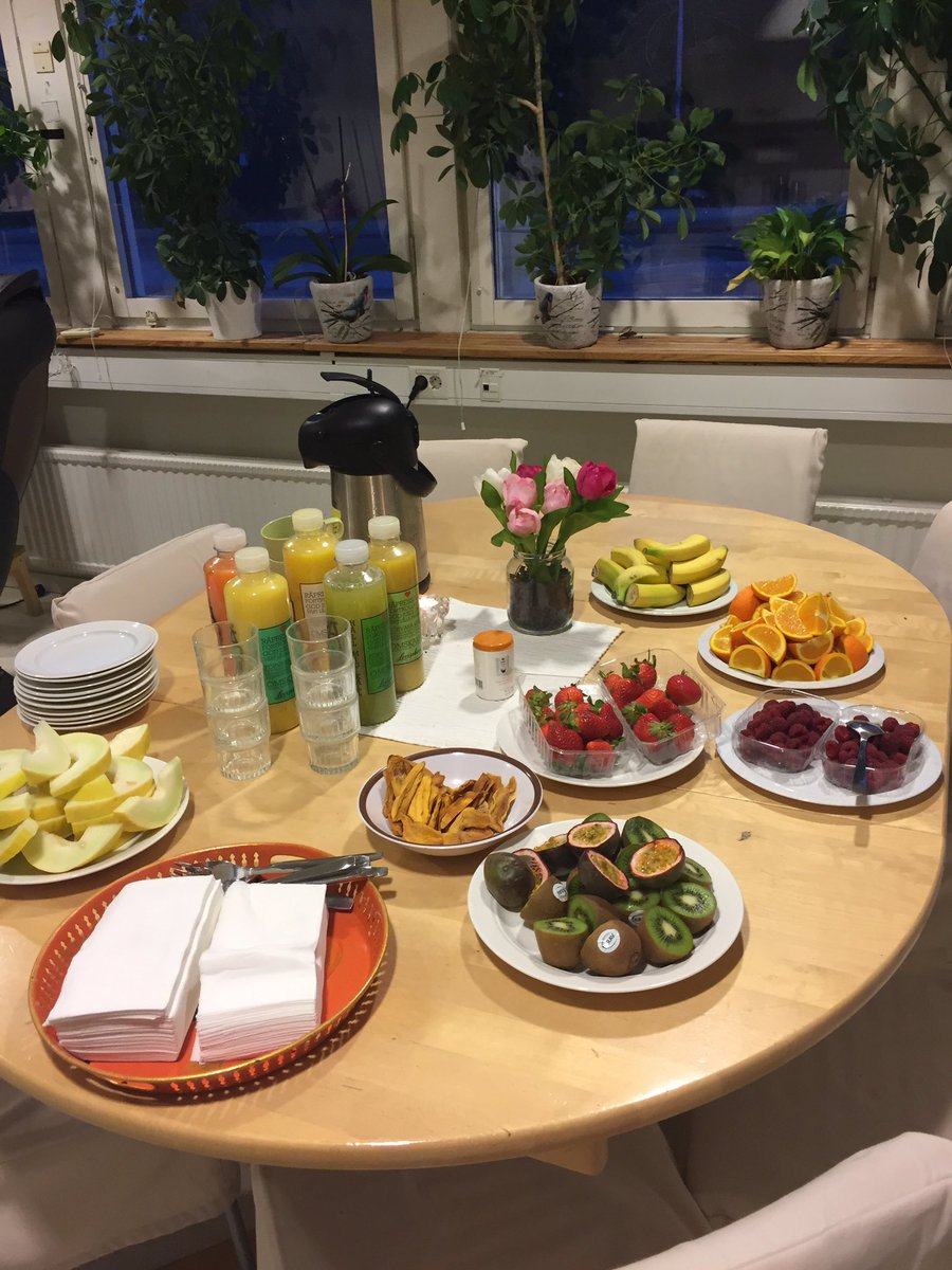 Frukosten är serverad#töjnan