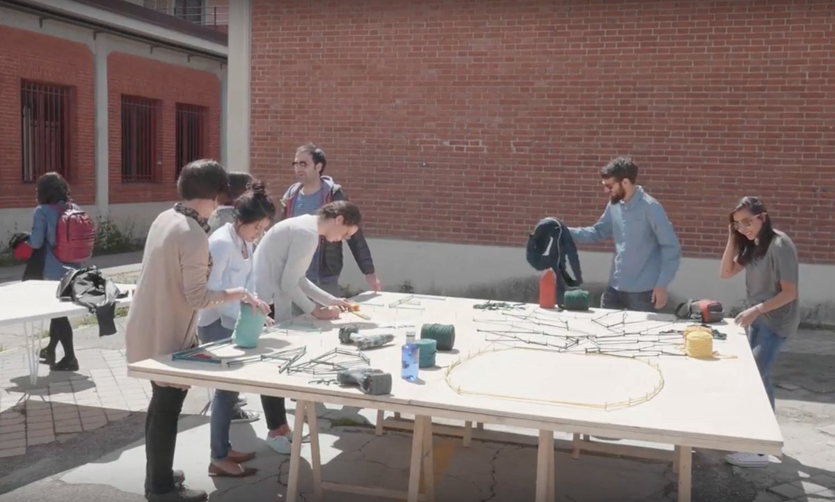 #Fundingthecoopcity video released! youtu.be/aWA9SCV_hZw thanks to <a href="/Eutropian/">Eutropian</a> <a href="/levenpoly/">Levente Polyak</a> <a href="/danielapatti/">Daniela Patti</a> <a href="/gaengeviertel/">gaengeviertel</a> #debesturing et all