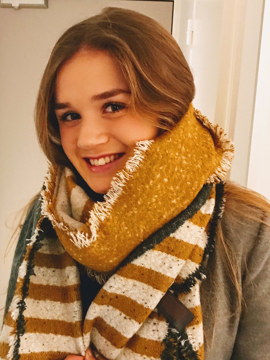 Perfekt Mote (@perfektmotevikersund) • Instagram photos and videos, image size:898x1200