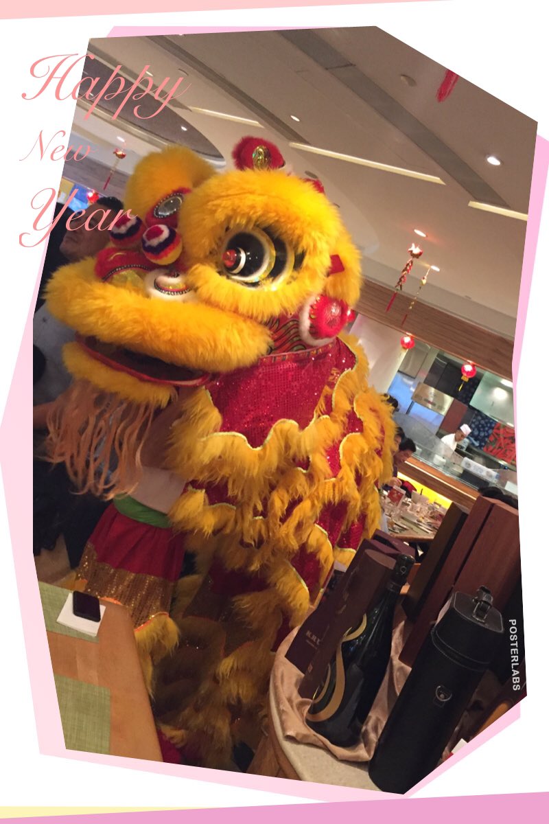 yellowrw's tweet photo. lion dance https://t.co/1QTAk51uHH