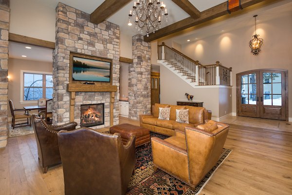renoluxuryhomes's tweet photo. Brand new listing! Call us to see 6037 Briethorn Court on the 13th Fairway in @MontreuxGolf #LuxuryRenoHomes #DicksonRealty #HappyMonday https://t.co/yQv4q78rWe