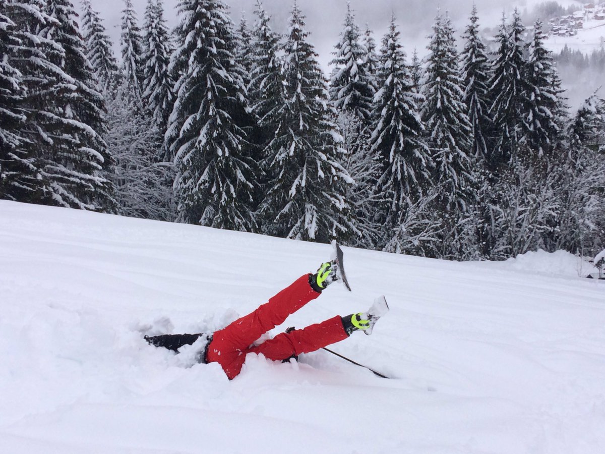 Our chalet staff have enjoyed a beautiful #powder day on Mont Chery today. It's been a while! More #snow on the way! #lesgets #powderrangers