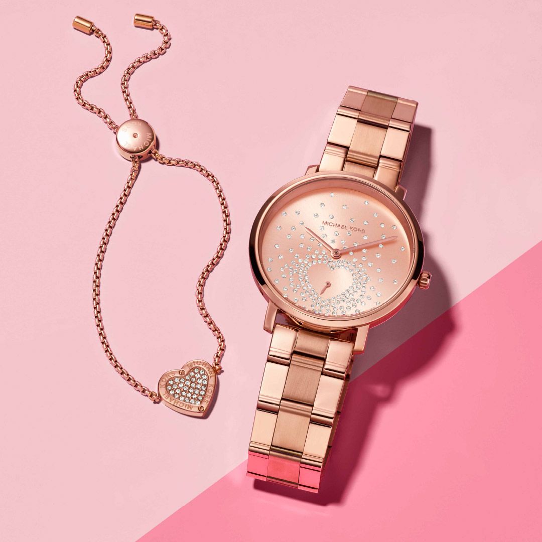 Spoil her this Valentine's day with this stunning <a href="/michaelkors/">Michael Kors</a> gift set! #BoutiqueGoldsmiths