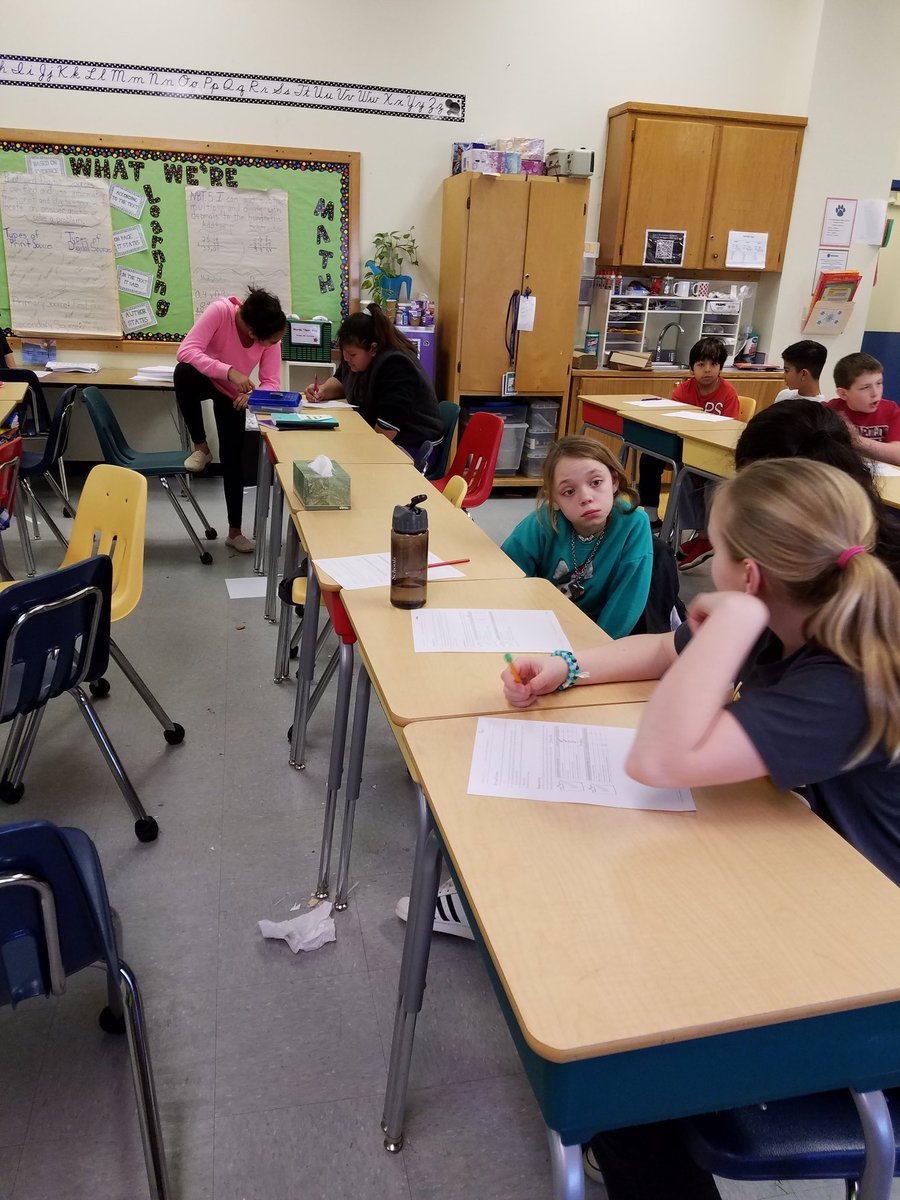 EGMScounseling's tweet photo. Listening with attention @eastfieldglobal #2ndsteps @shannonchaffin3 https://t.co/xyxk3IbASh