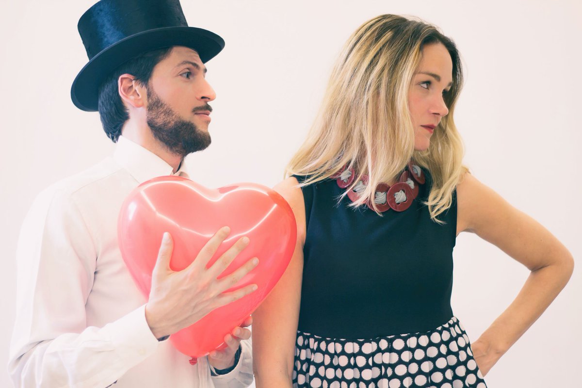 Gualandi_Off's tweet photo. #SanValentino si ama o si odia.. ma non per questo puoi cavartela con i soliti cioccolatini 
https://t.co/F15OTCbWgg https://t.co/Xi3t1gUVx5