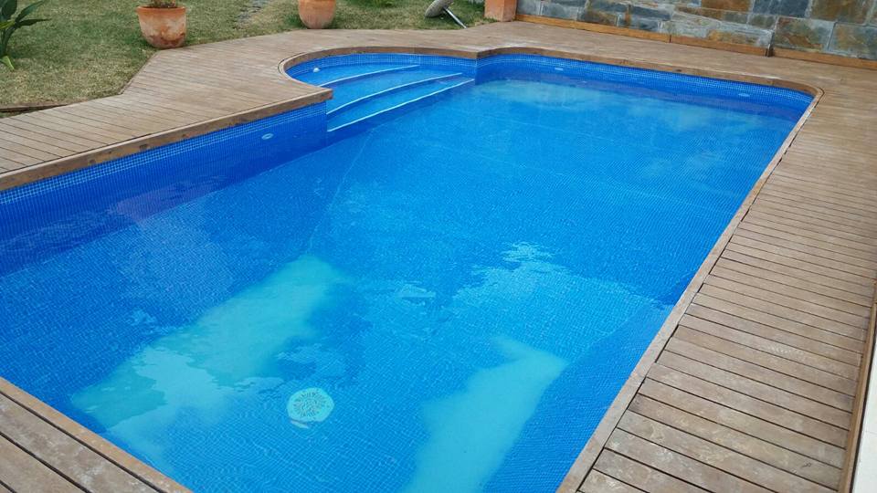 diazpools's tweet photo. Esta #piscina se le realizo reparaciones y se le instalo un nuevo #liner para el revestimiento y asegurar la estanqueidad. #CostaDorada – https://t.co/JwJVenVl95