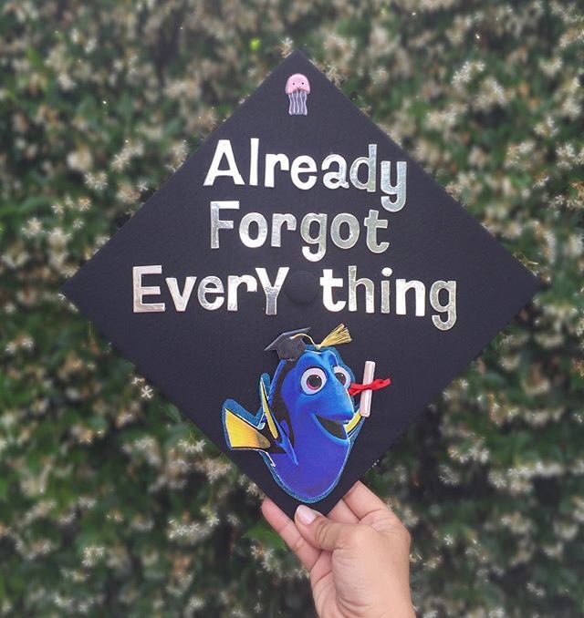 summerbtay's tweet image. Already looking @ grad cap designs 👌🏻 #whatdidilearn