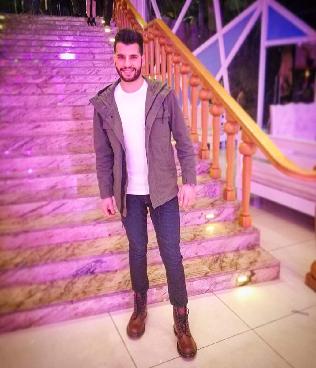 MarwanYSupport's tweet photo. إطلالة جديدة للنجم #مروان_يوسف  
@Marwan__Youssef 
#MarwanYoussef https://t.co/qnC1FjKehD