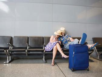 LooperConcierge's tweet photo. The Layover Survival Guide: https://t.co/uq1Zb3uyul #LooperTravel #AirportTips #LayoverTips https://t.co/VXxZbXr8uT