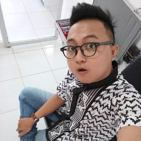 Sakti_swagger's tweet photo. Come hangout with me > nonton trans7,😂 on #BIGOLIVE. https://t.co/9LJc4hrcEv https://t.co/KK5g6Hpqas