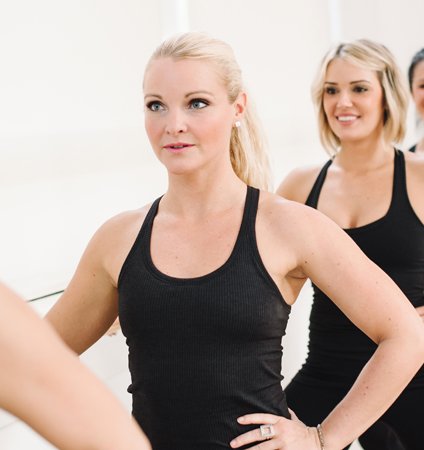 BarMethodBville's tweet photo. How are you doing on those New Year's Resolutions? We can help! #getyourbuttbacktobar #baristhemethod #bvillebarmethod https://t.co/KSZ5M7ujH8