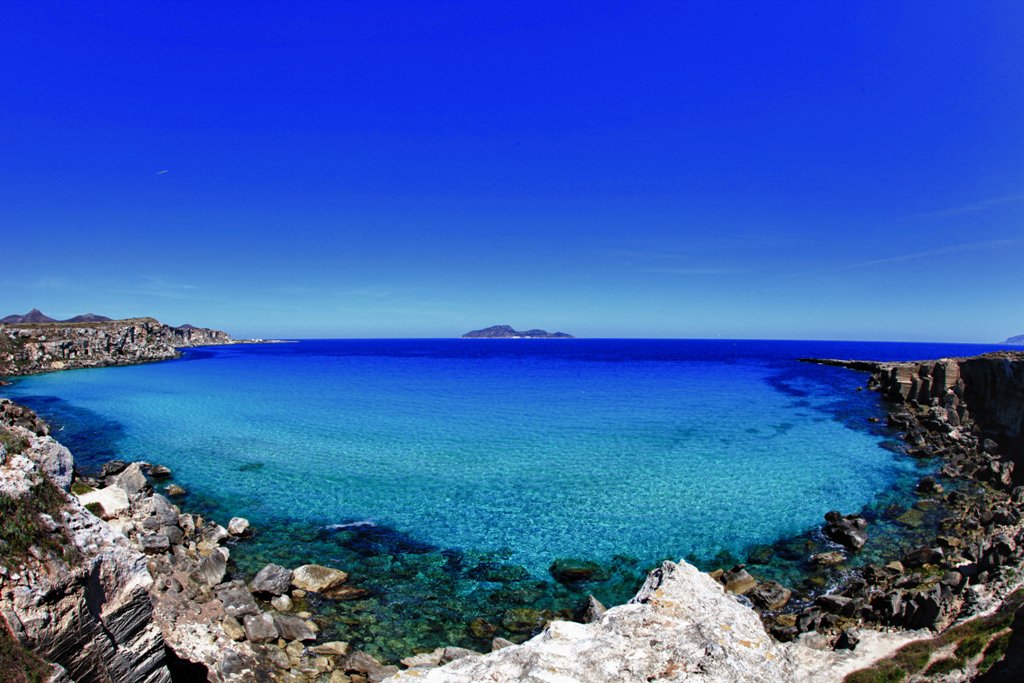 Cala Rossa
Favignana 
Spettacolo