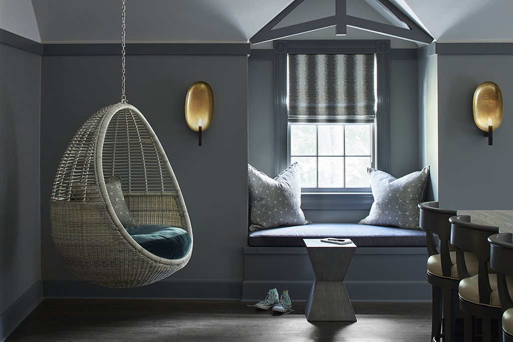 Benjamin_Moore's tweet photo. Create drama in any room with deep hues like Chelsea Gray HC-168. (via: @HOFunkDesign) https://t.co/jAeOyUMxQC