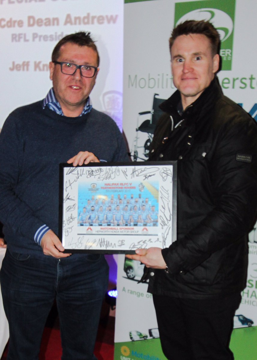HxRLCommercial's tweet photo. @Hepworth_Group also sponsored a ball yesterday.  @SBRIGHTON63 received his memento from Richard Marshall. Thanks! https://t.co/TUlbbIKjwW