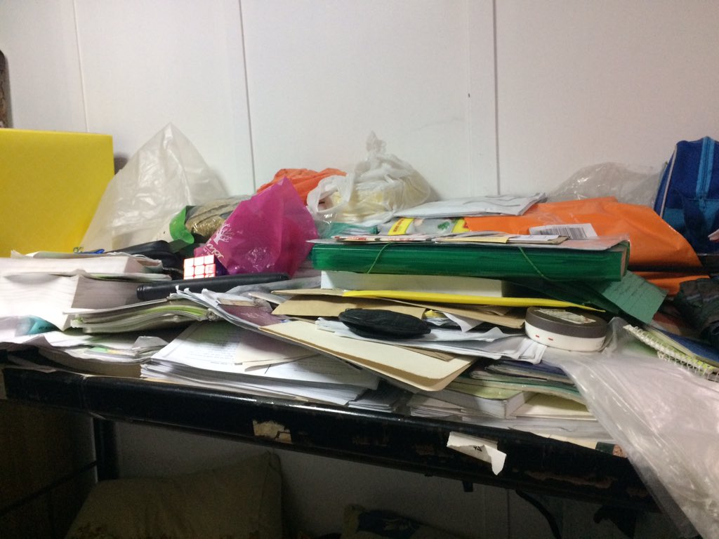 whosJpSebastian's tweet photo. Packing my 4 years worth of college shits out of this dormitory like... ez not! 😵 #StudiousAF https://t.co/ZcBxow266Q