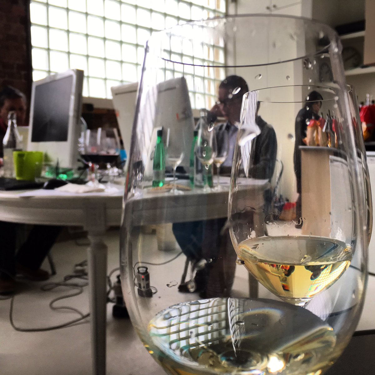 Full week of <a href="/worldoffinewine/">World of Fine Wine</a> panel tastings starting off with Virginia today! Tasters: <a href="/peterliem/">Peter Liem</a> <a href="/andrewcjefford/">Andrew Jefford</a> <a href="/StephenPBrook/">Stephen Brook</a>