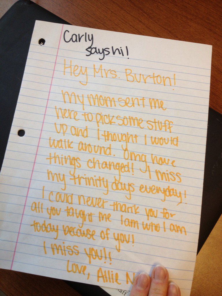 k8burton's tweet photo. Best part of @SpotlightOnArt? The #TrinityLoves notes that get left by alumni! #lovemyschool https://t.co/lucYwkcpag
