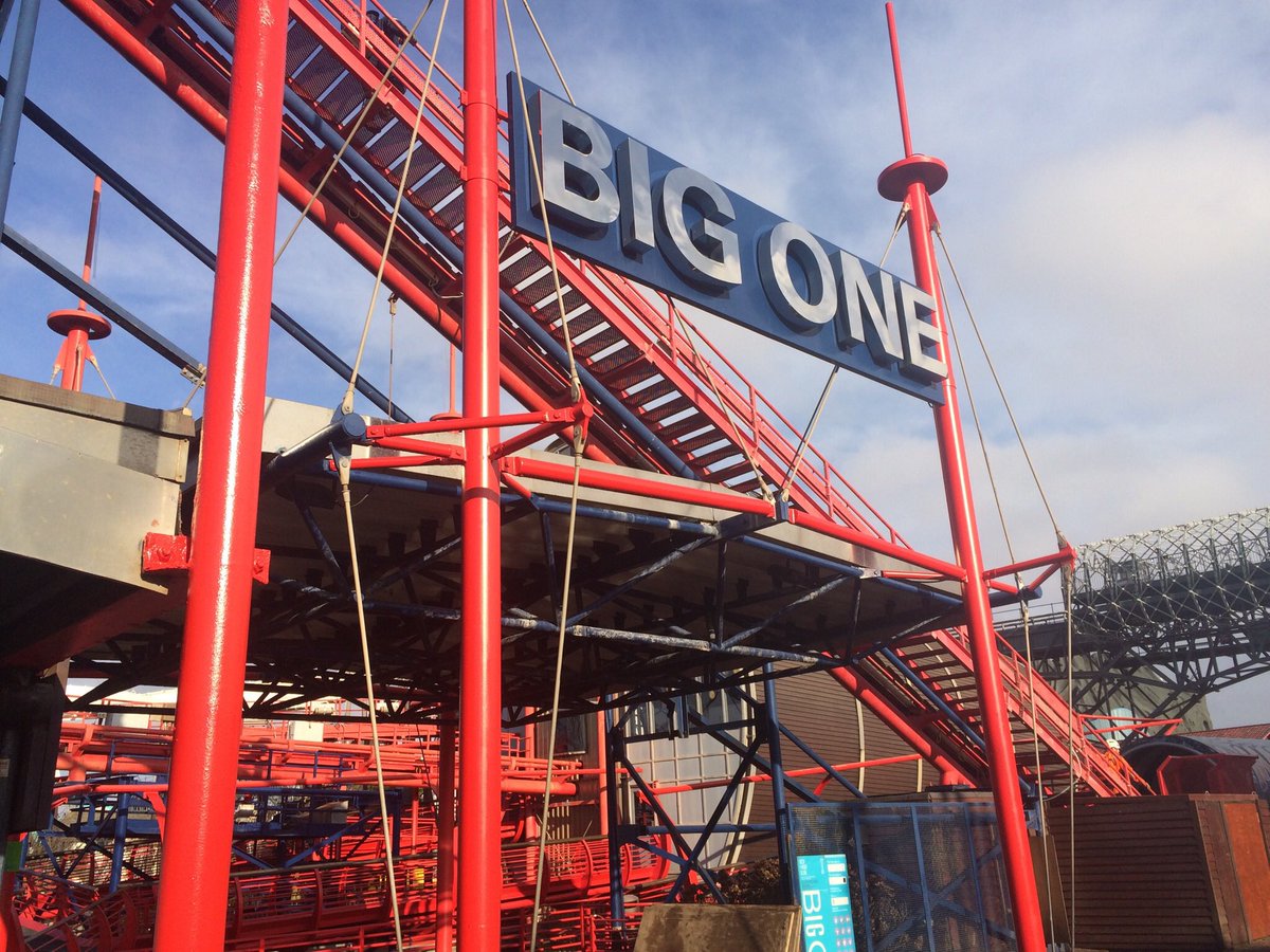 ChrisLaycock3's tweet photo. This job wasn't a #BigOne for us but it was a tricky one @Pleasure_Beach! All made easier using the right products ππΌπͺπΌ
#F77 #StopGap1200 https://t.co/kATKGErt7I
