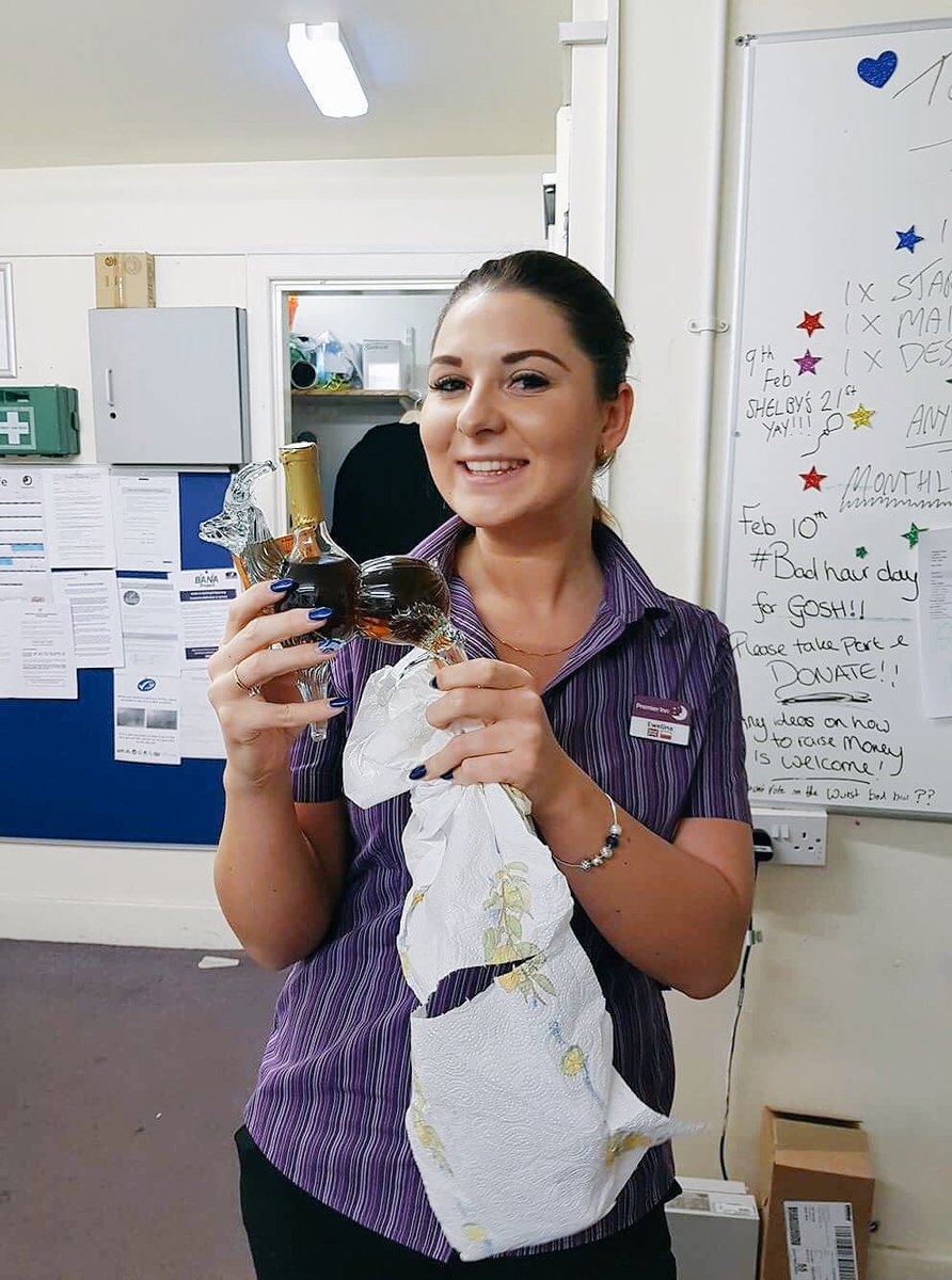NottinghamPi's tweet photo. Congratulations to our team member Ewelina! Winner of selling most sides this week!👌🏻🎉 Enjoy your beverage in a glass ram 🐑 bottle! https://t.co/ybQ6ej4wMe