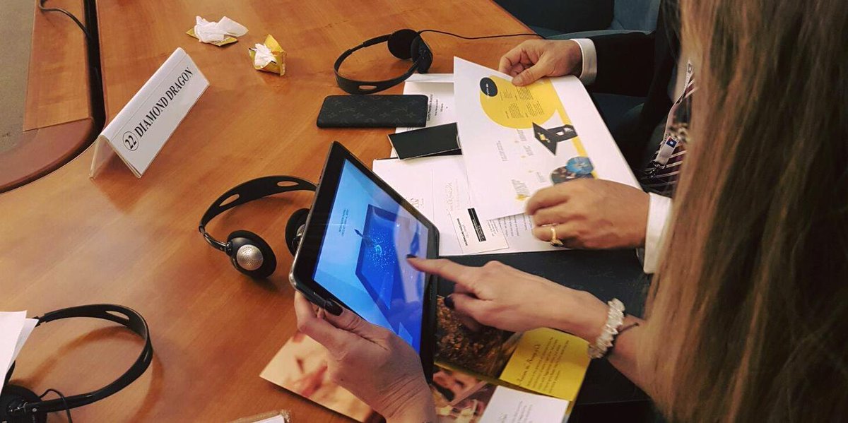 La magia di #TaBi in esclusiva a Roma, affascina e conquista gli ambasciatori del Myanmar #proudof #SPXLAB