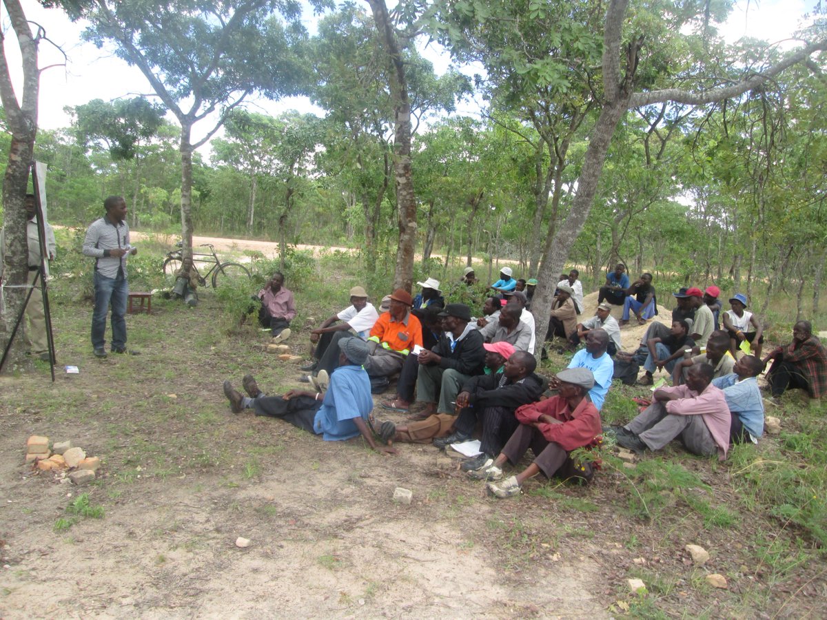 ACTZim2016's tweet photo. Man and boys attending transformative masculinity training in Chihota @EgmontTrust @ActionAidZim @Breadfortheworld @PadareMen https://t.co/EtXSitbG85