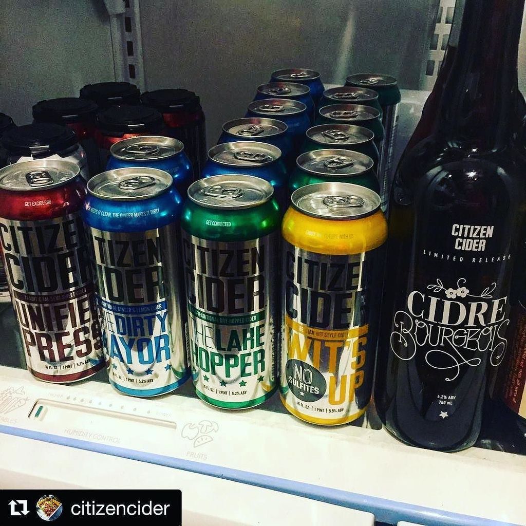 DrinkingCiders's tweet photo. #Repost @citizencider
・・・
Weekend fridge lineup. #getexcidered #cider #ciderfridge https://t.co/BGltd15Jnq https://t.co/3oRGlenxwt