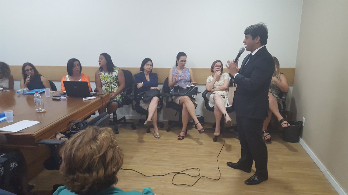 Cisbaf_oficial's tweet photo. Reunião de acolhimento dos gestores da saúde da Baixada Fluminense! #cisbaf #cosems #saude #baixadafluminense https://t.co/8KvTL3fFul