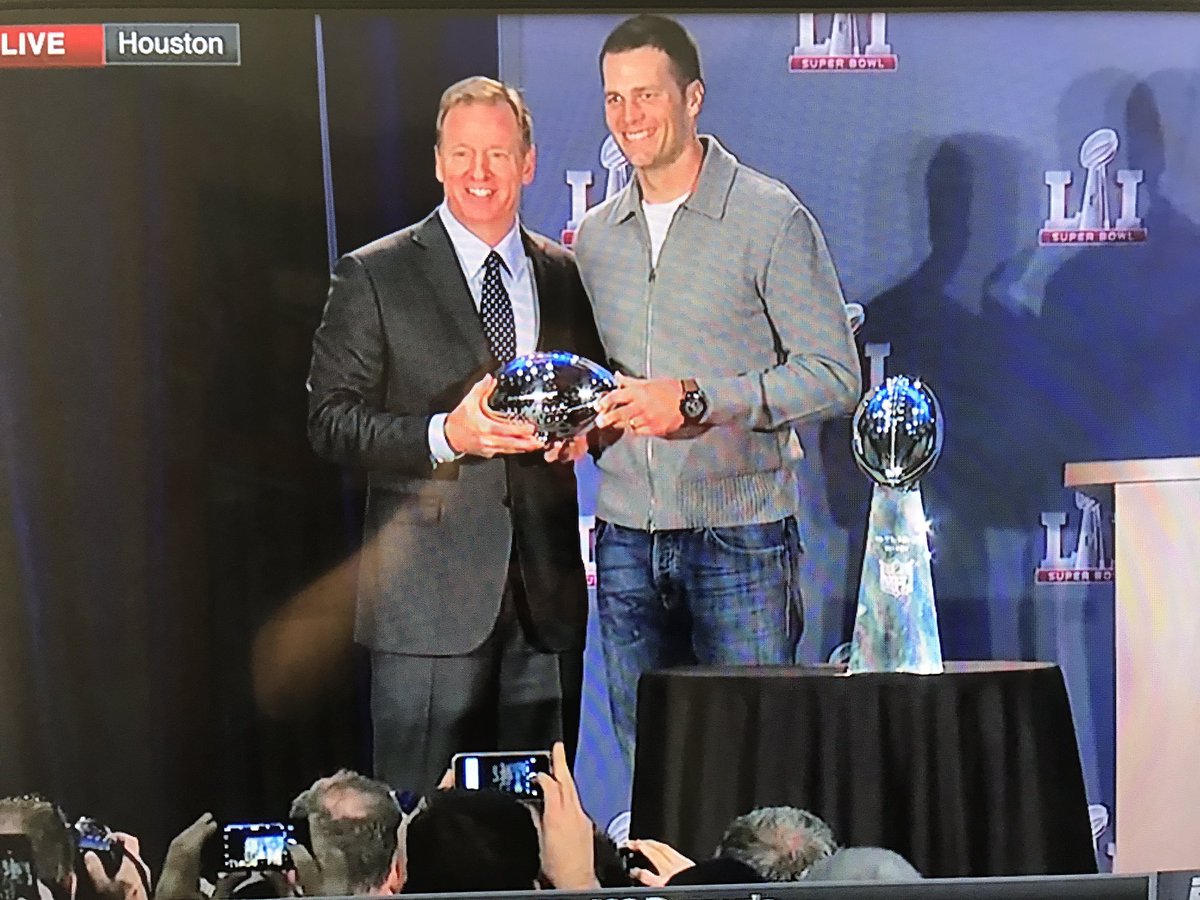 1goldenduck's tweet image. eat your heart out, roger